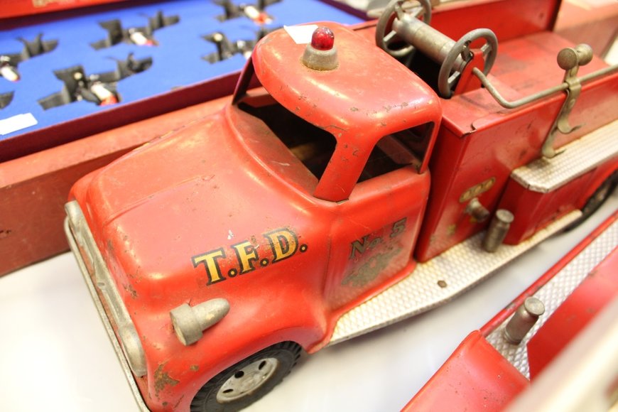 Image for Gallery Auction with Dolls, Toys & Art: 3-7-19