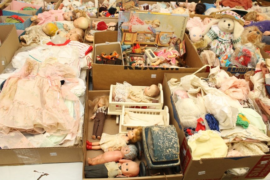 Image for Gallery Auction with Dolls, Toys & Art: 3-7-19
