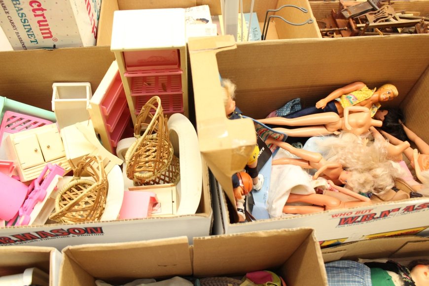 Image for Gallery Auction with Dolls, Toys & Art: 3-7-19