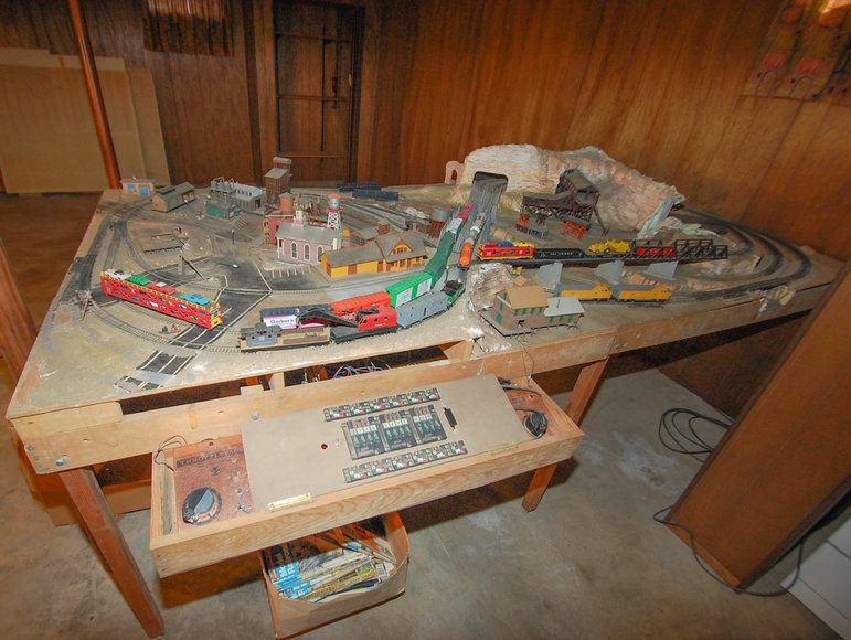 Image for Absolute Real Estate Auction - Garvey Dr.