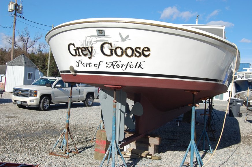 Image for 1990 CHESAPEAKE BAY 