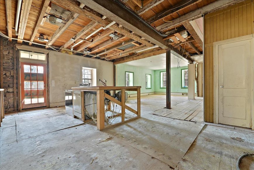 Image for ABSOLUTE Real Estate Auction - Historic Ironmaster Mansion with Barn on (+/-) 5 Acres