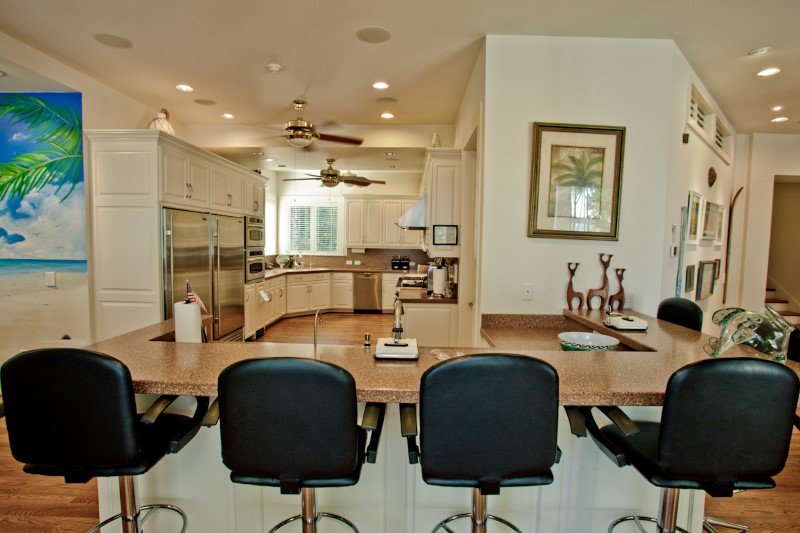 Chesapeake Bay Waterfront Home 8 Beds, 8.5 Baths 9774 Anchorage Ln