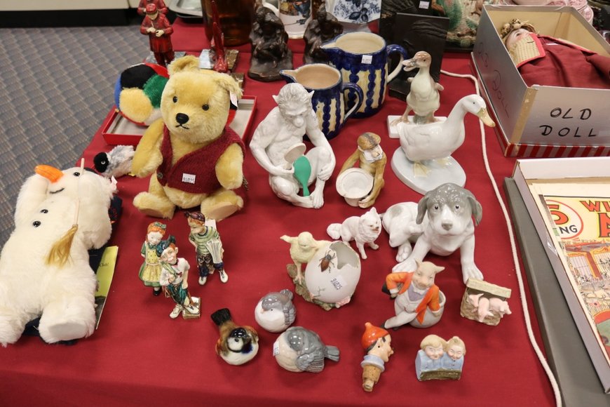 Image for Gallery Auction with Single Owner Brand Name Items, Tools, Motorcycles, Motorcycle Parts, Taigen Tanks and More: 3-28-19