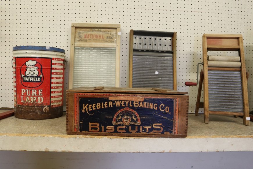 Image for Gallery Auction with Single Owner Brand Name Items, Tools, Motorcycles, Motorcycle Parts, Taigen Tanks and More: 3-28-19