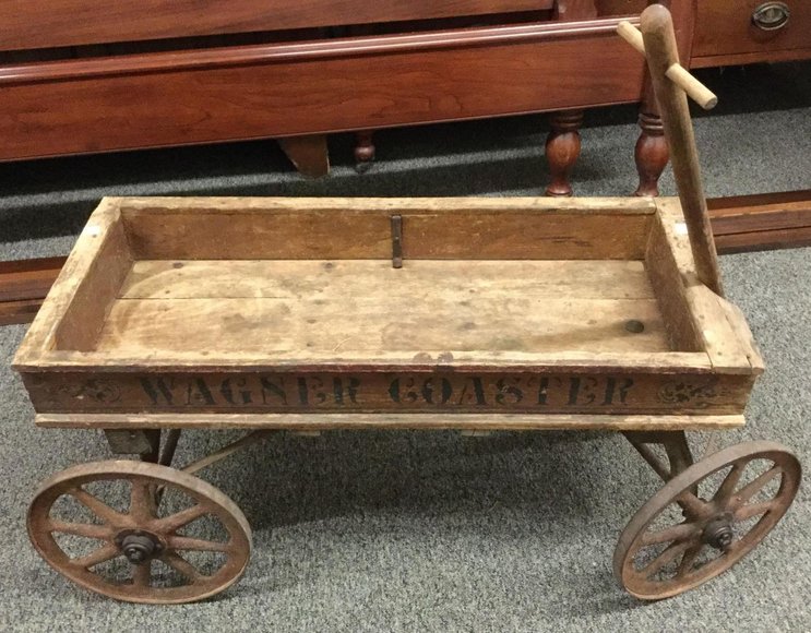 Image for Gallery Auction with Single Owner Brand Name Items, Tools, Motorcycles, Motorcycle Parts, Taigen Tanks and More: 3-28-19