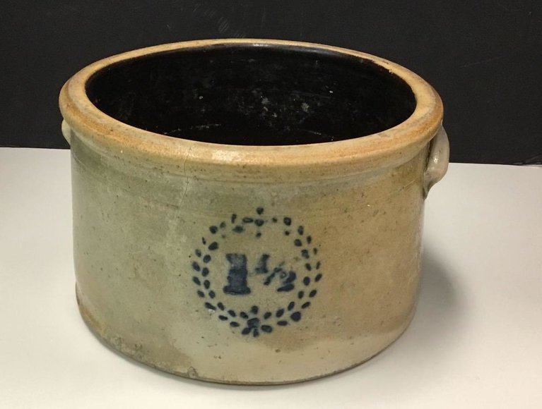 Image for Gallery Auction with Single Owner Brand Name Items, Tools, Motorcycles, Motorcycle Parts, Taigen Tanks and More: 3-28-19