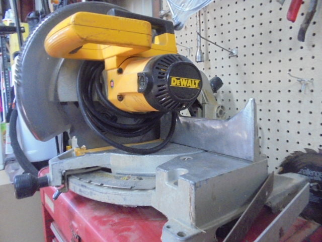 Image for REAL ESTATE & ESTATE AUCTION-DECEASED (McLEANSVILLE)