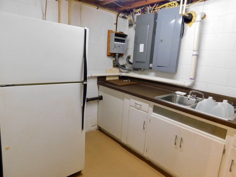 Image for Well built 3 BR/2 BA Brick Home on .83 +/- Acres w/Detached Double Bay Garage/Workshop in Orange County, VA