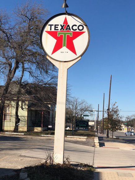 Image for 2019, Apr 20th | Oil and Gas Memorabilia Auction