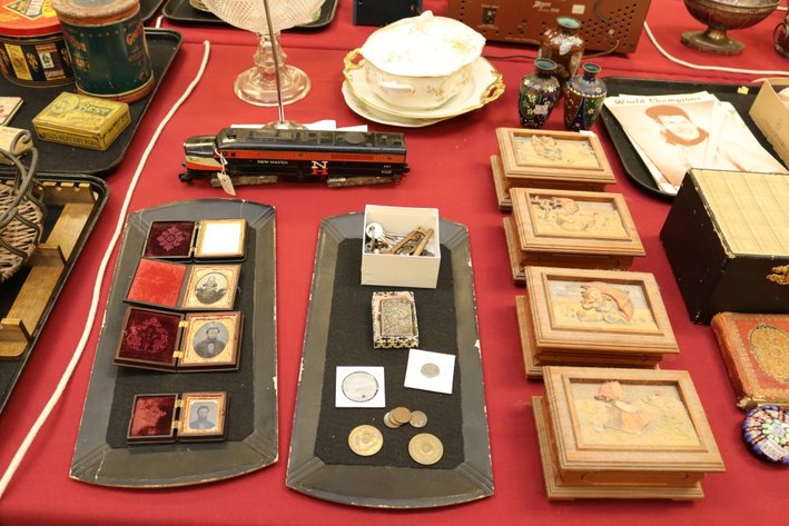 Image for Gallery Auction: 4-11-19