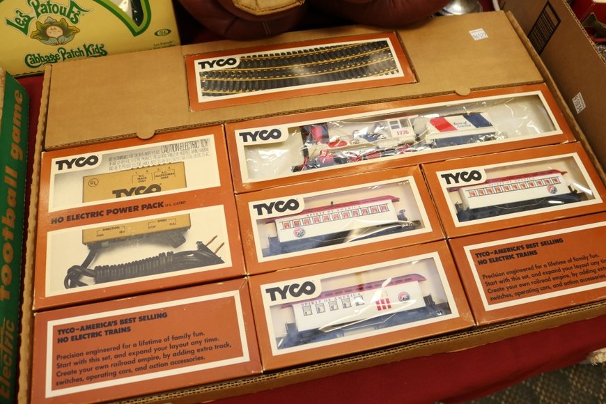 Image for Gallery Auction: 4-11-19