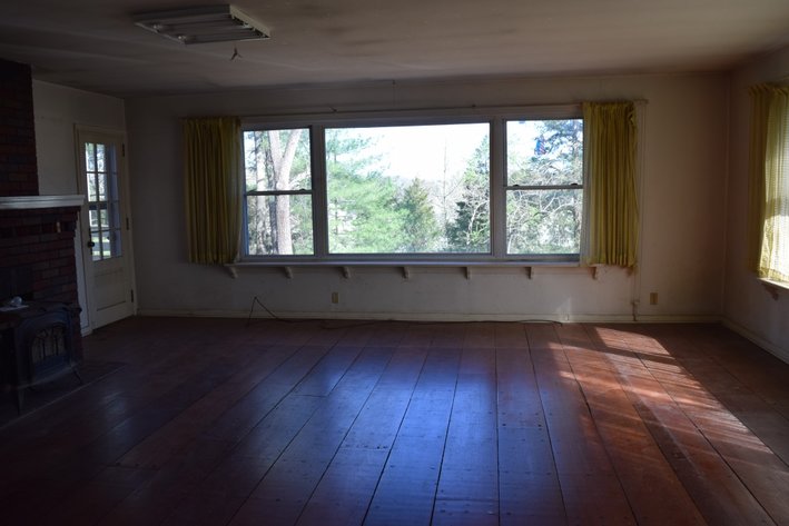 Image for Real Estate Auction - Schwenksville, PA: 5-30-19