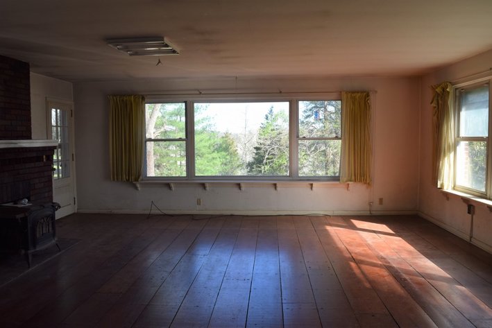 Image for Real Estate Auction - Schwenksville, PA: 5-30-19