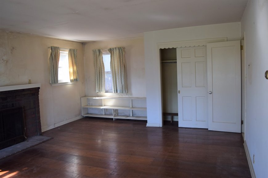 Image for Real Estate Auction - Schwenksville, PA: 5-30-19