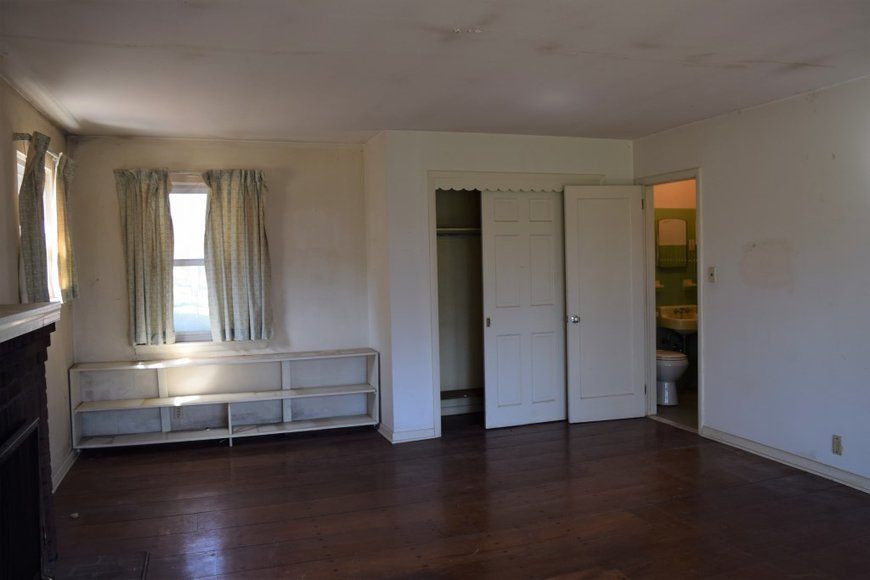 Image for Real Estate Auction - Schwenksville, PA: 5-30-19