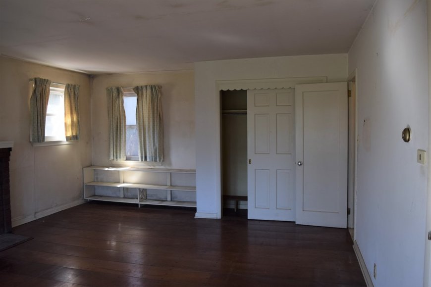 Image for Real Estate Auction - Schwenksville, PA: 5-30-19