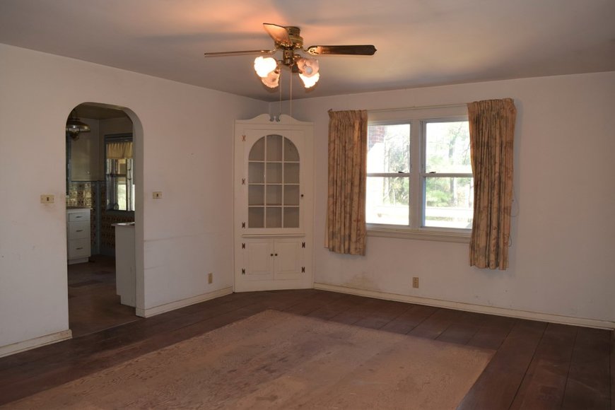 Image for Real Estate Auction - Schwenksville, PA: 5-30-19