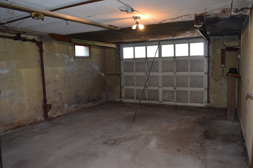 Image for Real Estate Auction - Schwenksville, PA: 5-30-19