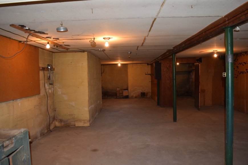 Image for Real Estate Auction - Schwenksville, PA: 5-30-19