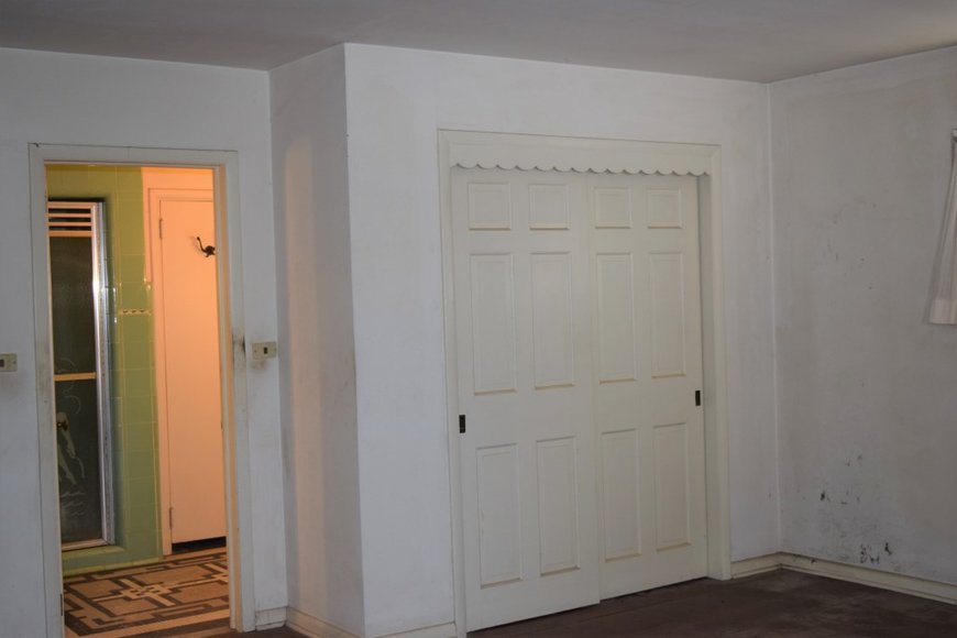 Image for Real Estate Auction - Schwenksville, PA: 5-30-19