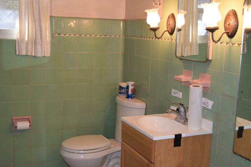 Image for Real Estate Auction - Schwenksville, PA: 5-30-19