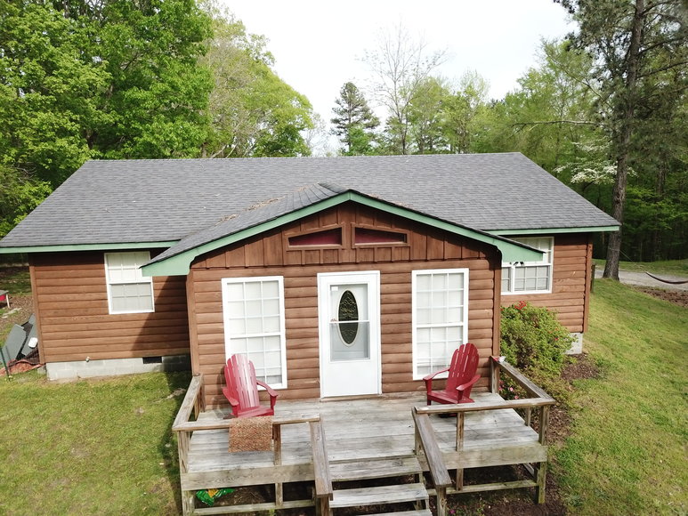 Image for Rustic log cabin on 3 acres