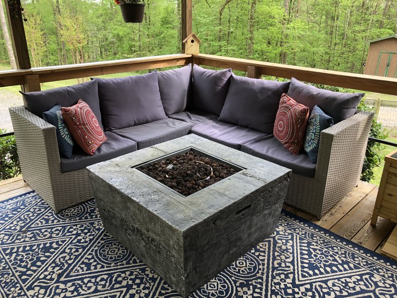 Image for Rustic log cabin on 3 acres