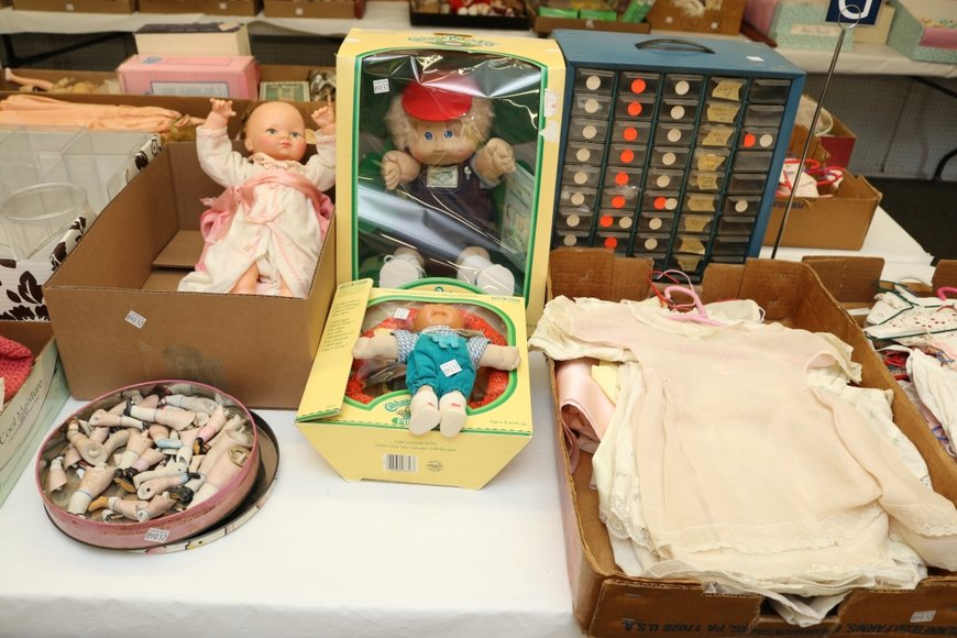 Image for Gallery Auction with Vehicle, Dolls & Doll Parts: 4-25-19