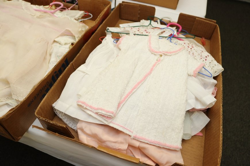 Image for Gallery Auction with Vehicle, Dolls & Doll Parts: 4-25-19