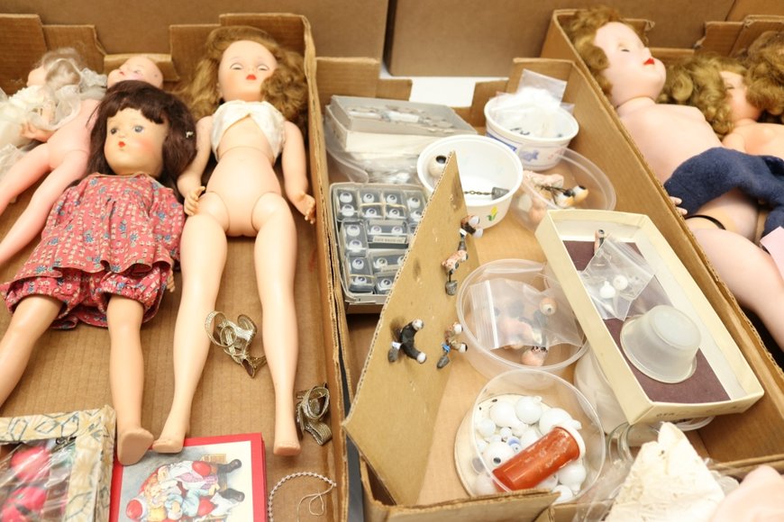 Image for Gallery Auction with Vehicle, Dolls & Doll Parts: 4-25-19