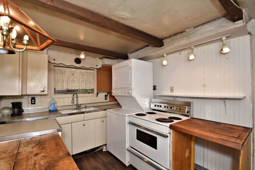 Image for Real Estate Auction: Colmar: 5-29-19