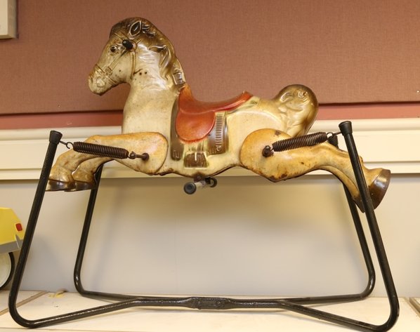 Image for Gallery Auction with Toys, Trucks and Nostalgic Items: 5-9-19