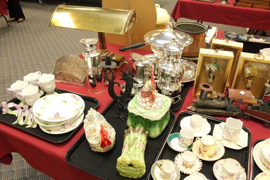 Image for Gallery Auction with Toys, Trucks and Nostalgic Items: 5-9-19