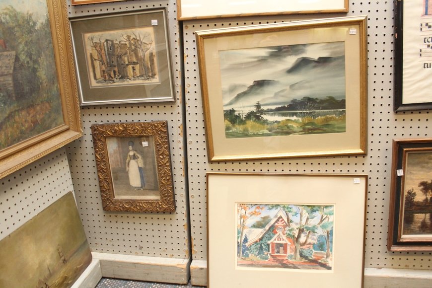 Image for Gallery Auction with Toys, Trucks and Nostalgic Items: 5-9-19