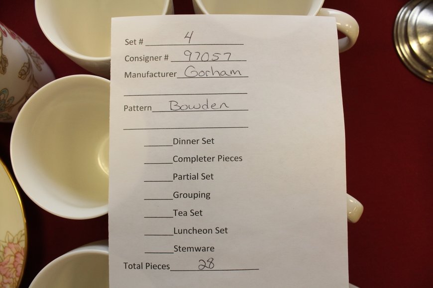 Image for Gallery Auction with Toys, Trucks and Nostalgic Items: 5-9-19