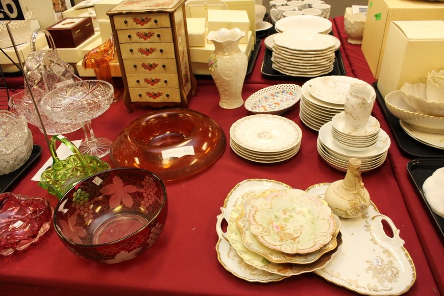 Image for Gallery Auction with Toys, Trucks and Nostalgic Items: 5-9-19