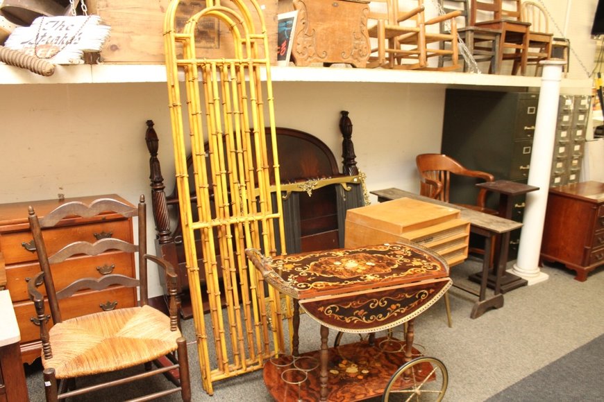 Image for Gallery Auction with Toys, Trucks and Nostalgic Items: 5-9-19