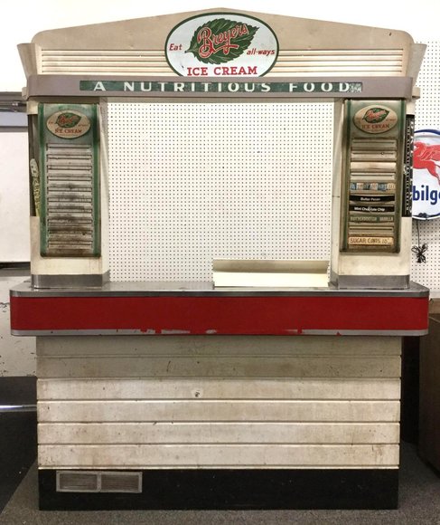 Image for Gallery Auction with Toys, Trucks and Nostalgic Items: 5-9-19