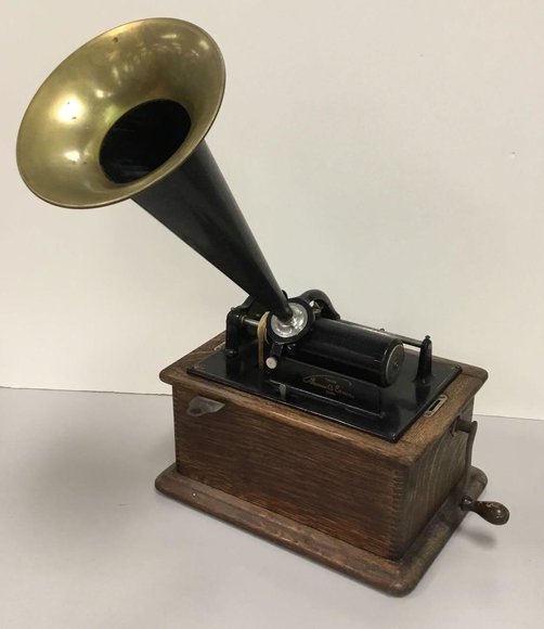 Image for Gallery Auction with Toys, Trucks and Nostalgic Items: 5-9-19