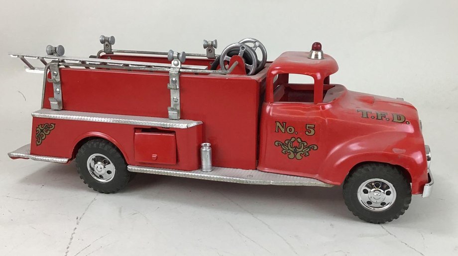 Image for Gallery Auction with Toys, Trucks and Nostalgic Items: 5-9-19