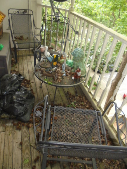 Image for UNDER CONTRACT~REAL ESTATE AUCTION (2/BR 2/BA Upper Level Condo)  