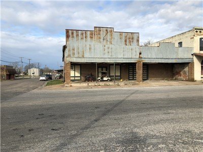 Image for 191 South Burleson Street - Giddings 78942, Lee County