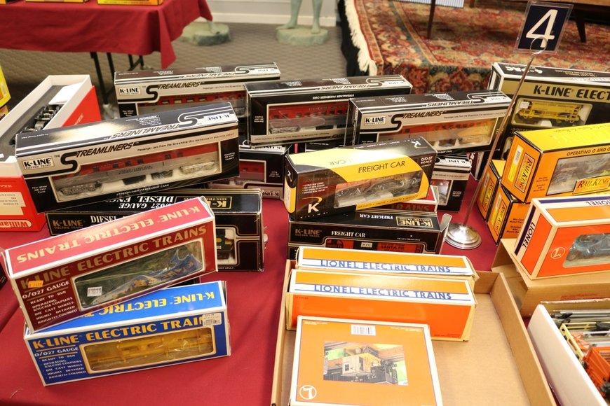 Image for Lionel Trains and Accessories - Offline Lots: 5-16-19