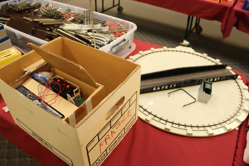 Image for Lionel Trains and Accessories - Offline Lots: 5-16-19