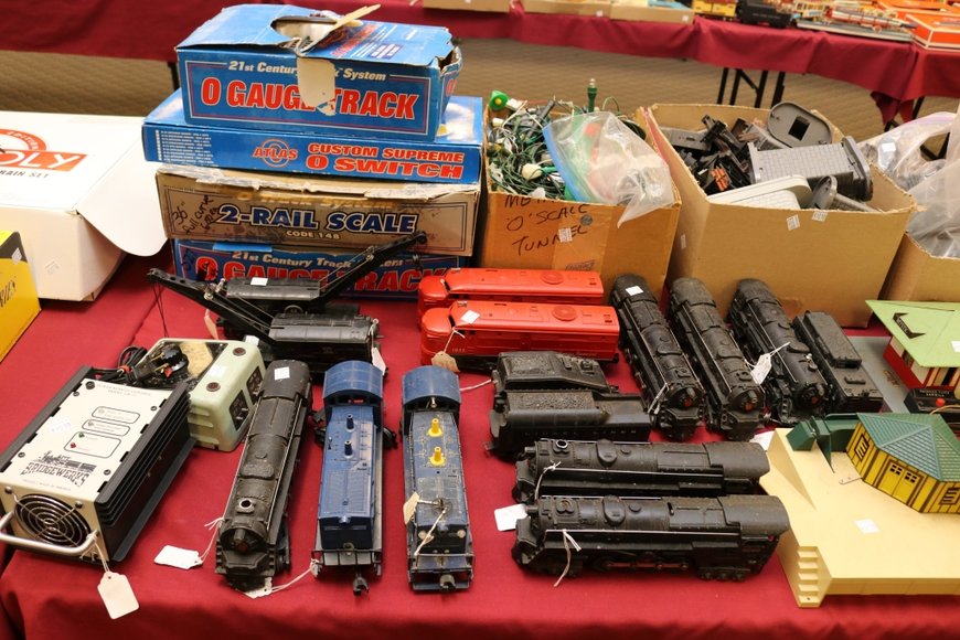 Image for Lionel Trains and Accessories - Offline Lots: 5-16-19