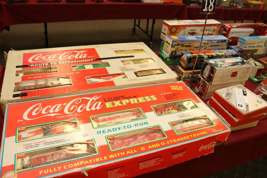 Image for Lionel Trains and Accessories - Offline Lots: 5-16-19