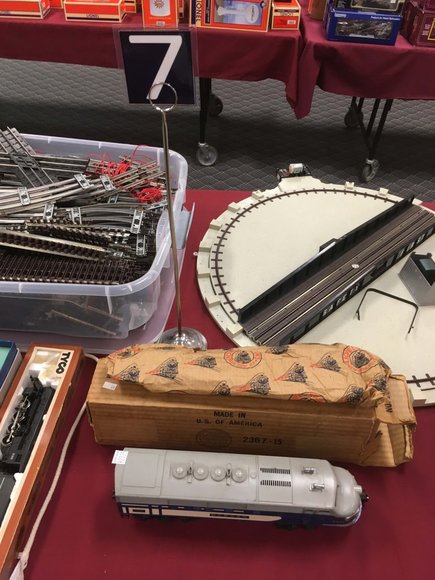 Image for Lionel Trains and Accessories - Offline Lots: 5-16-19