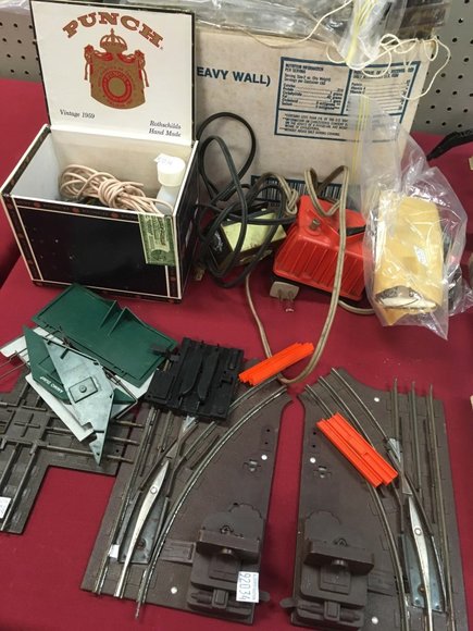 Image for Lionel Trains and Accessories - Offline Lots: 5-16-19