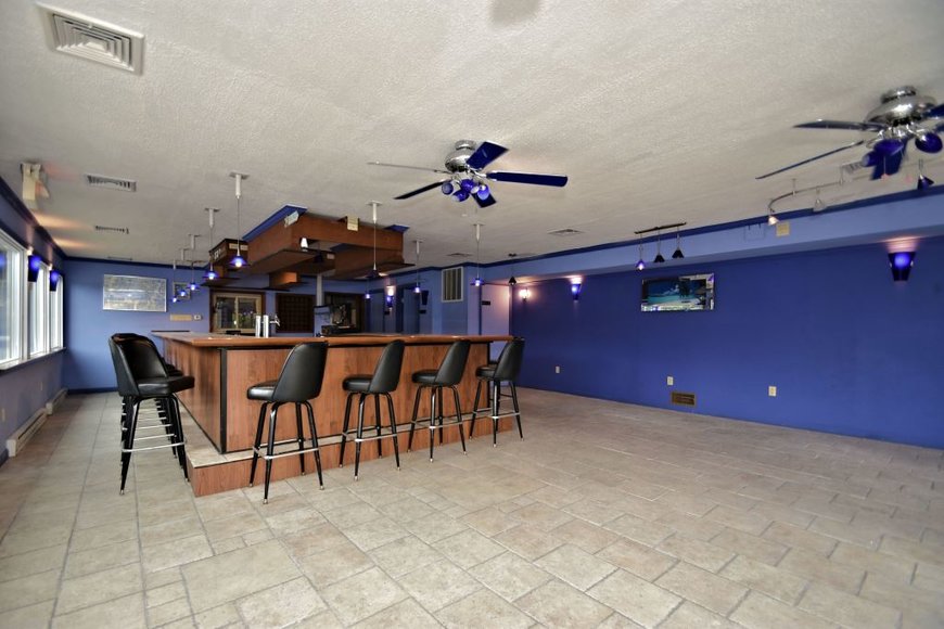 Image for Commercial Real Estate Auction: Slatington, PA: 6-11-19